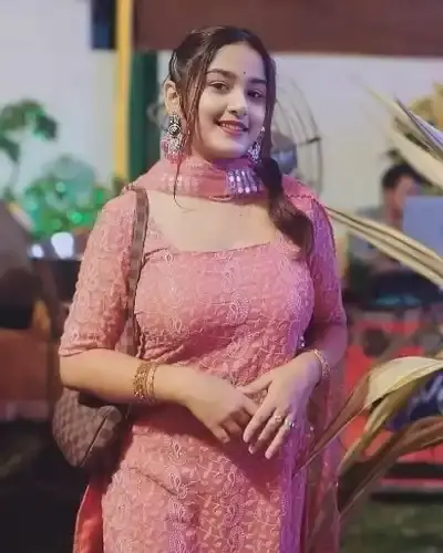 Call Girls Naupada Cash On Delivery